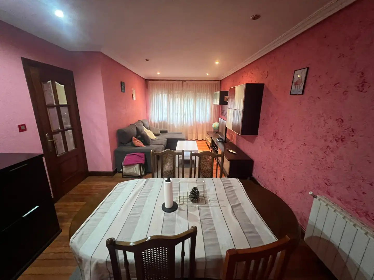 Sala d'estar de Pis en venda en Bilbao  amb Calefacció, Terrassa i Balcó