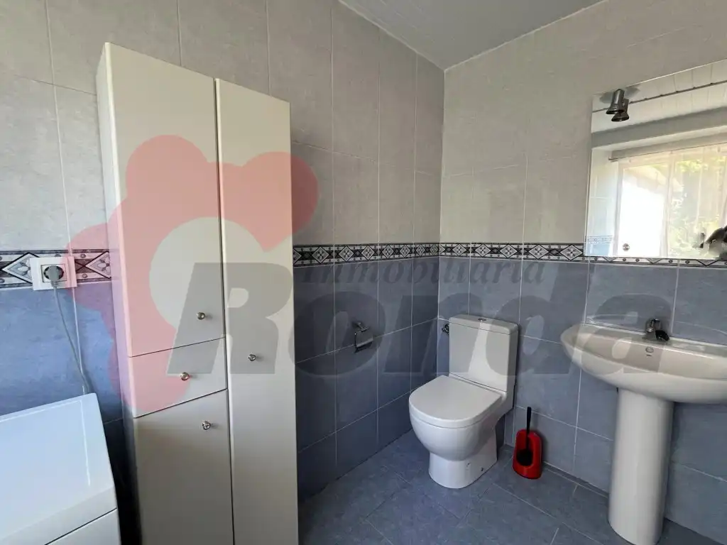 Baño de Estudio de alquiler en Lugo con Amueblado