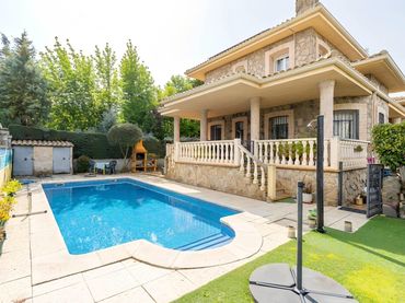 Casa amb balcó en venda a Guadarrama
