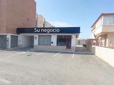 Gewerbefläche zum Verkauf in Cuevas del Almanzora pueblo