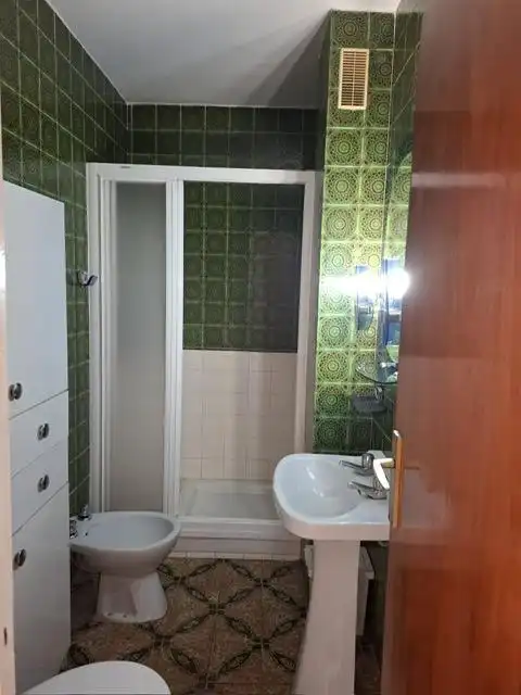 Baño de Piso de alquiler en Murcia con Terraza y Amueblado