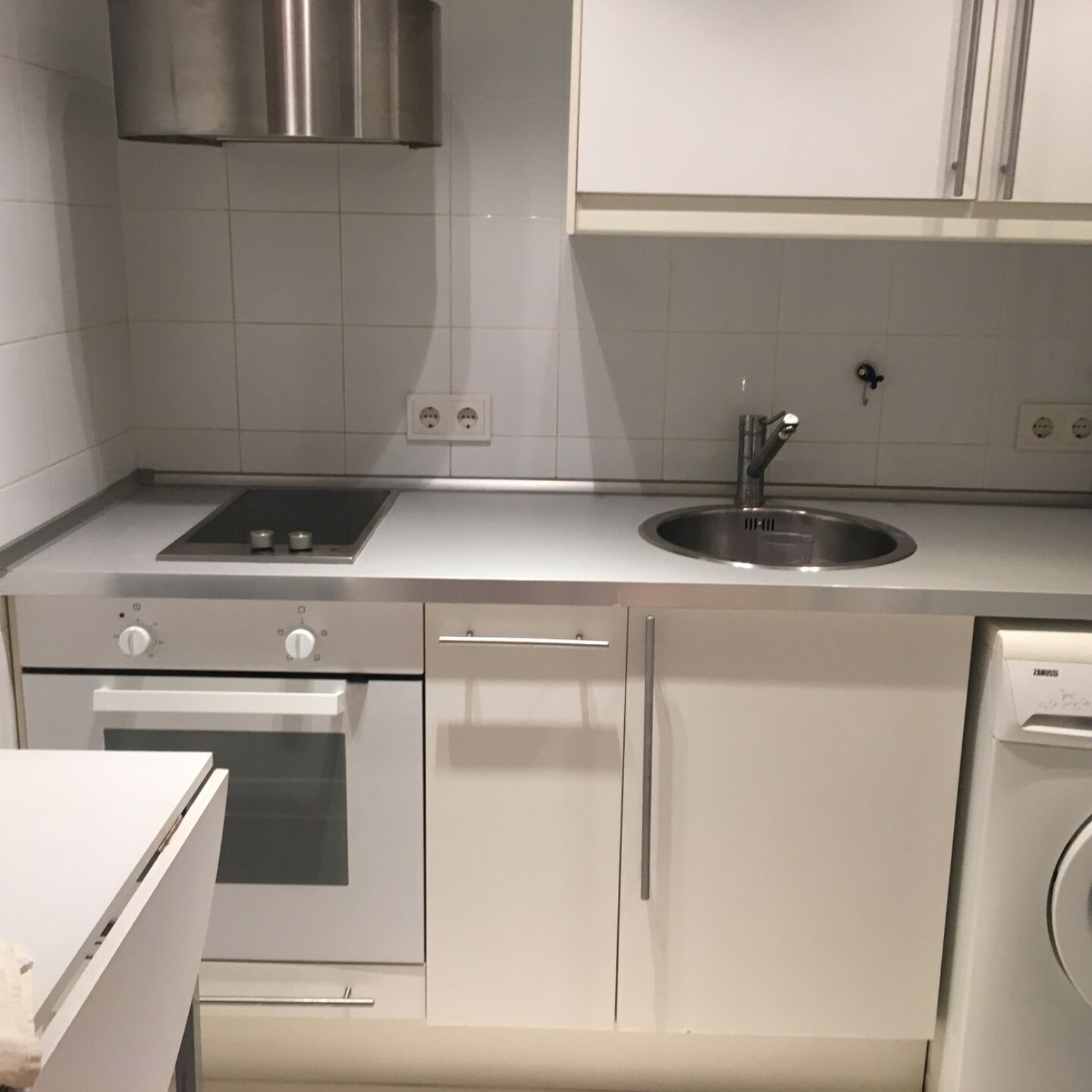 Kitchen of Flat to rent in Oviedo   with Heating, Terrace and Furnished