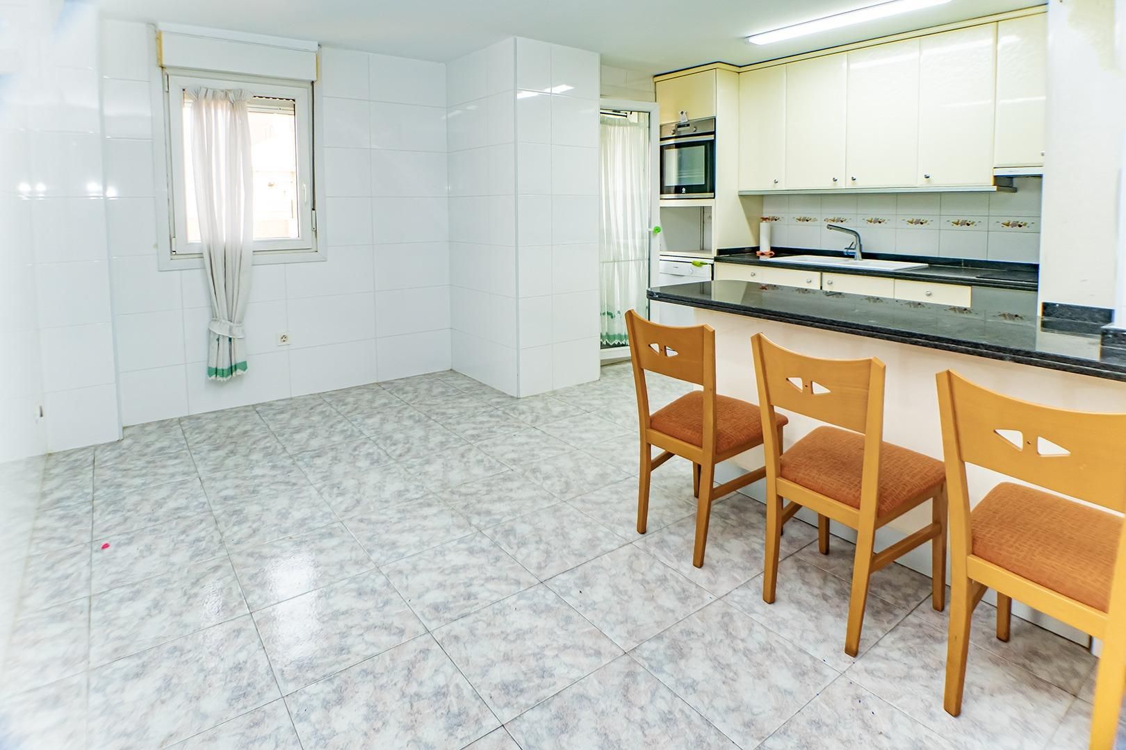 Kitchen of Apartment for sale in  Almería Capital  with Air Conditioner, Heating and Terrace