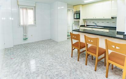 Cuina de Apartament en venda en  Almería Capital amb Aire condicionat, Calefacció i Terrassa