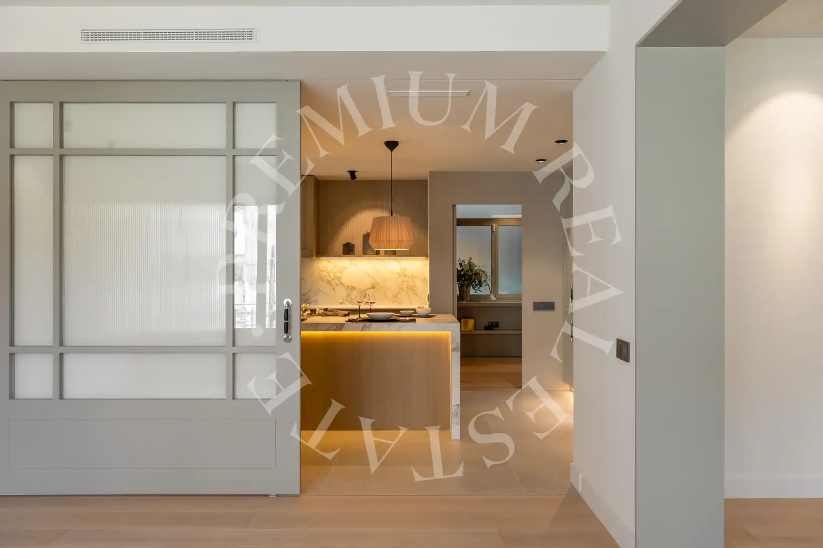 Cuina de Pis en venda en Barcelona amb Aire condicionat, Calefacció i Parquet