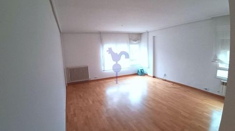 Bild 2 der Anzeige