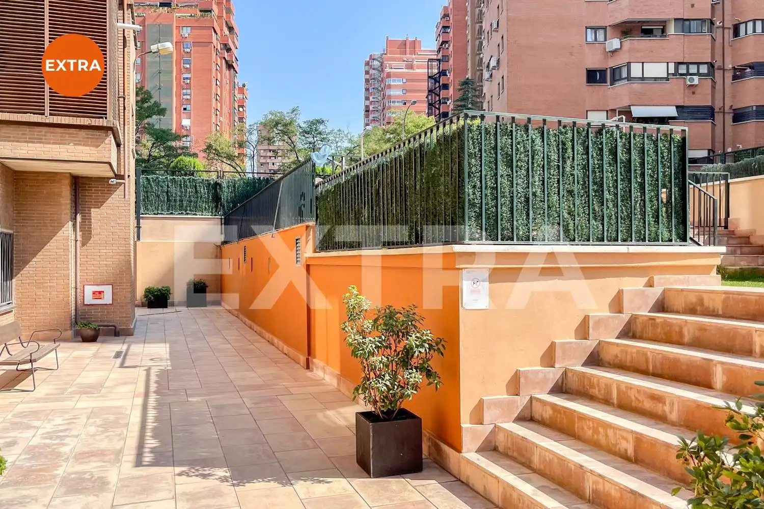 Terrassa de Pis en venda en Madrid amb Calefacció, Parquet i Piscina comunitària