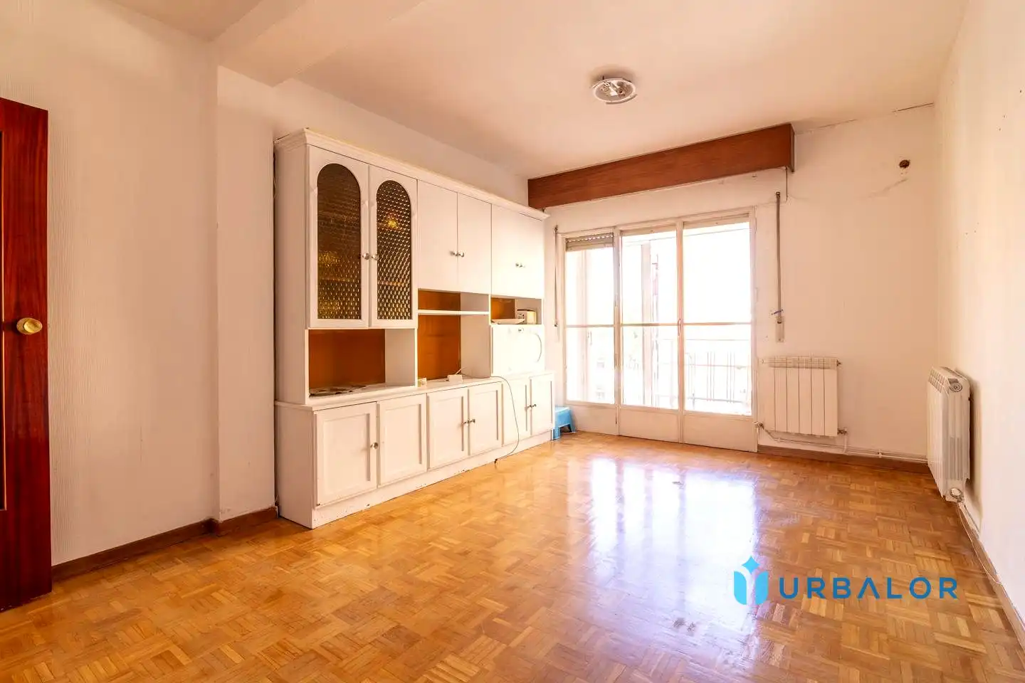 Sala de estar de Piso en venta en Alcorcón con Calefacción, Parquet y Terraza