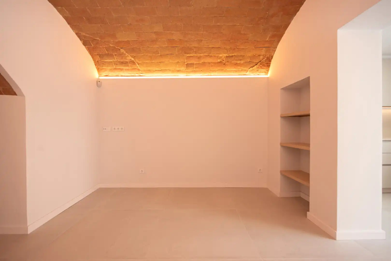 Detached homes for sale in Eixample