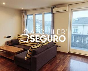 Sala d'estar de Àtic de lloguer en Calahorra amb Aire condicionat, Calefacció i Terrassa