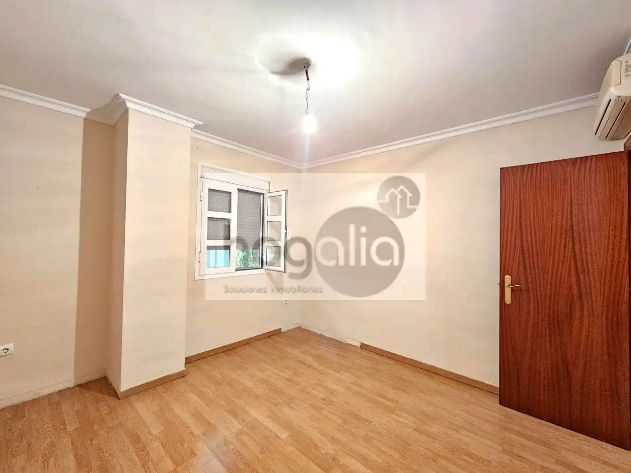 Habitación de Piso en venta en Este - Alcosa- Torreblanca