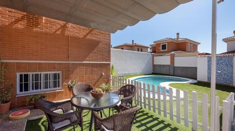 Foto 2 de Casa adosada en venda a Calle Mar de Liguria (c.aire), 11, Albolote, Granada