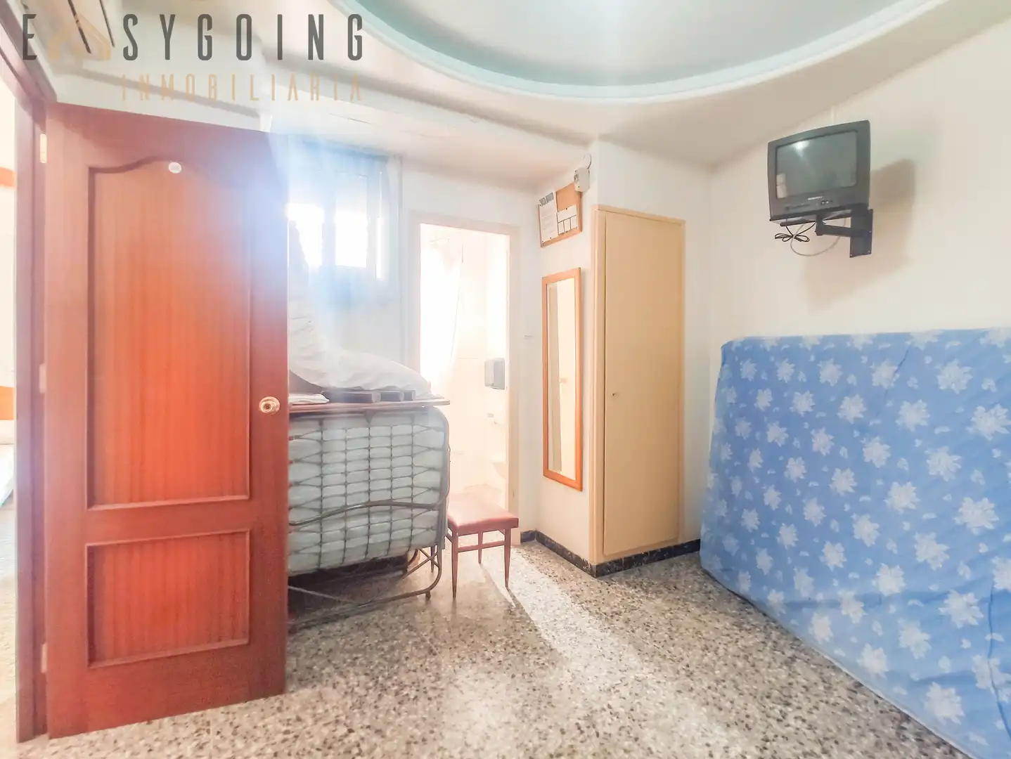 Habitación de Edificio en venta en Santa Pola