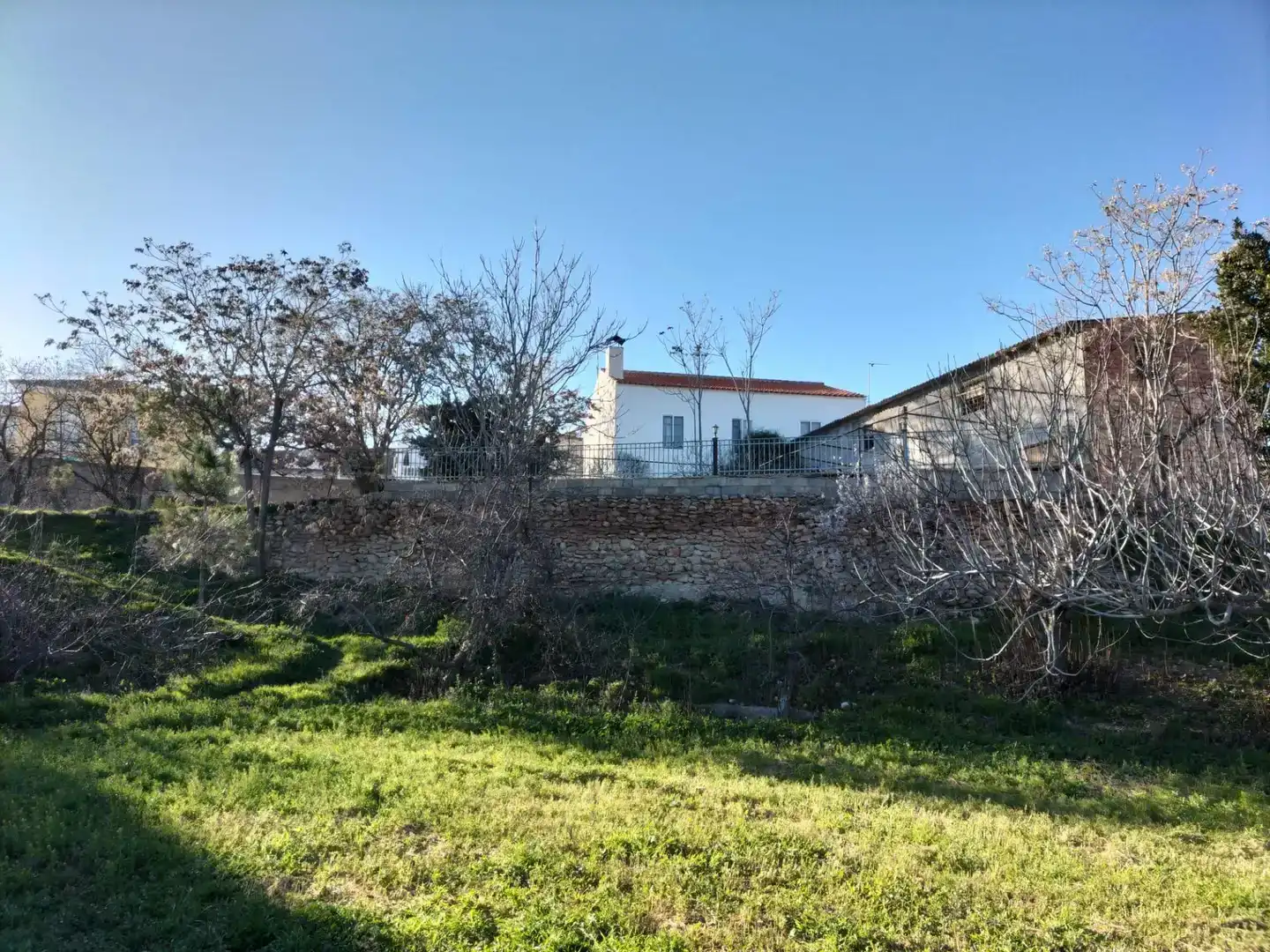 Finca rústica en venta en Baza con Jardín privado, Trastero y Amueblado