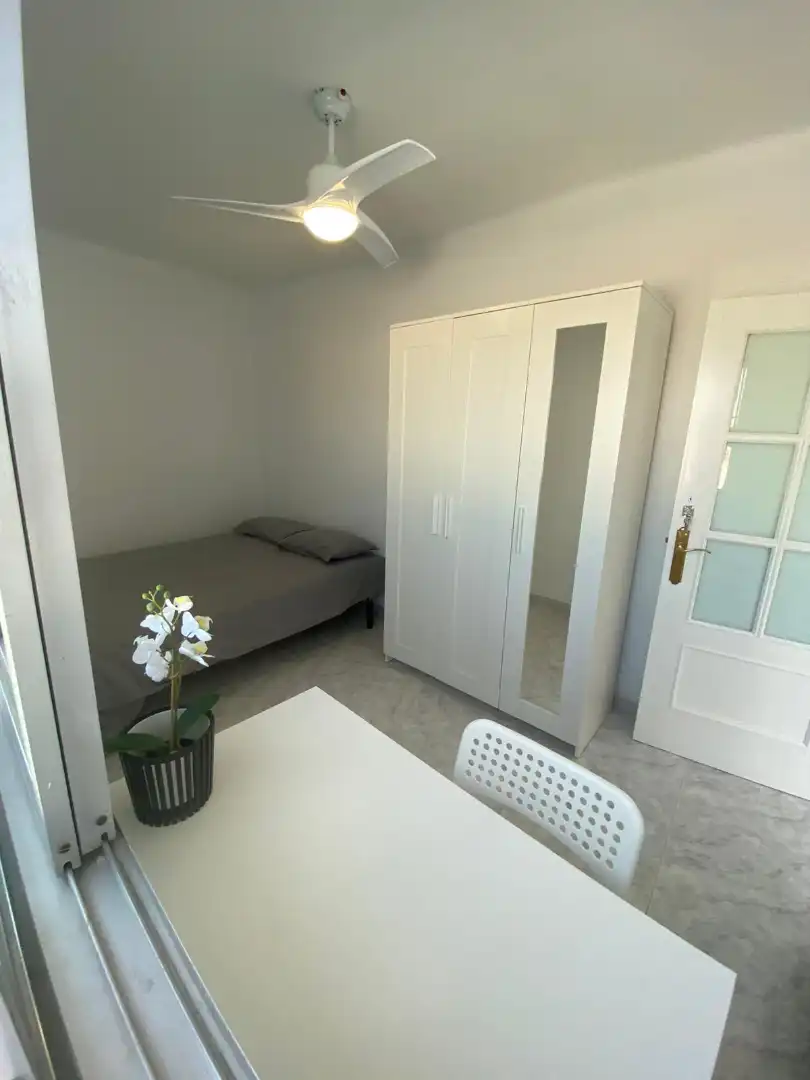 Bedroom of Attic for rent in Madrid  with Heating, Terrace and Furnished
