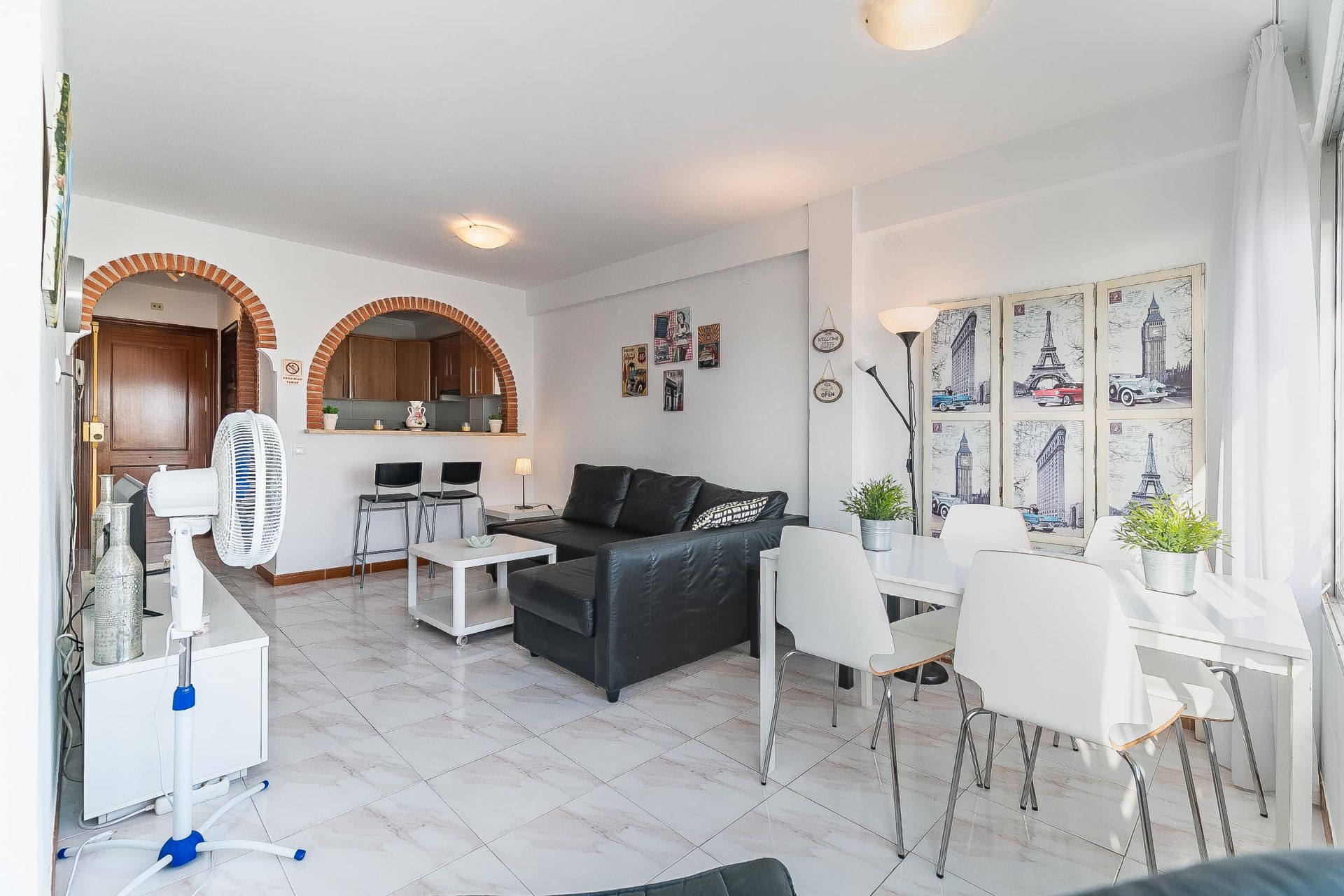 Living room of Apartment for sale in Benalmádena  with Air Conditioner, Terrace and Furnished