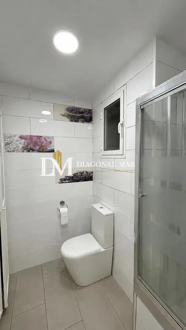 Baño de Piso en venta en Sant Adrià de Besòs con Aire acondicionado, Amueblado y Balcón