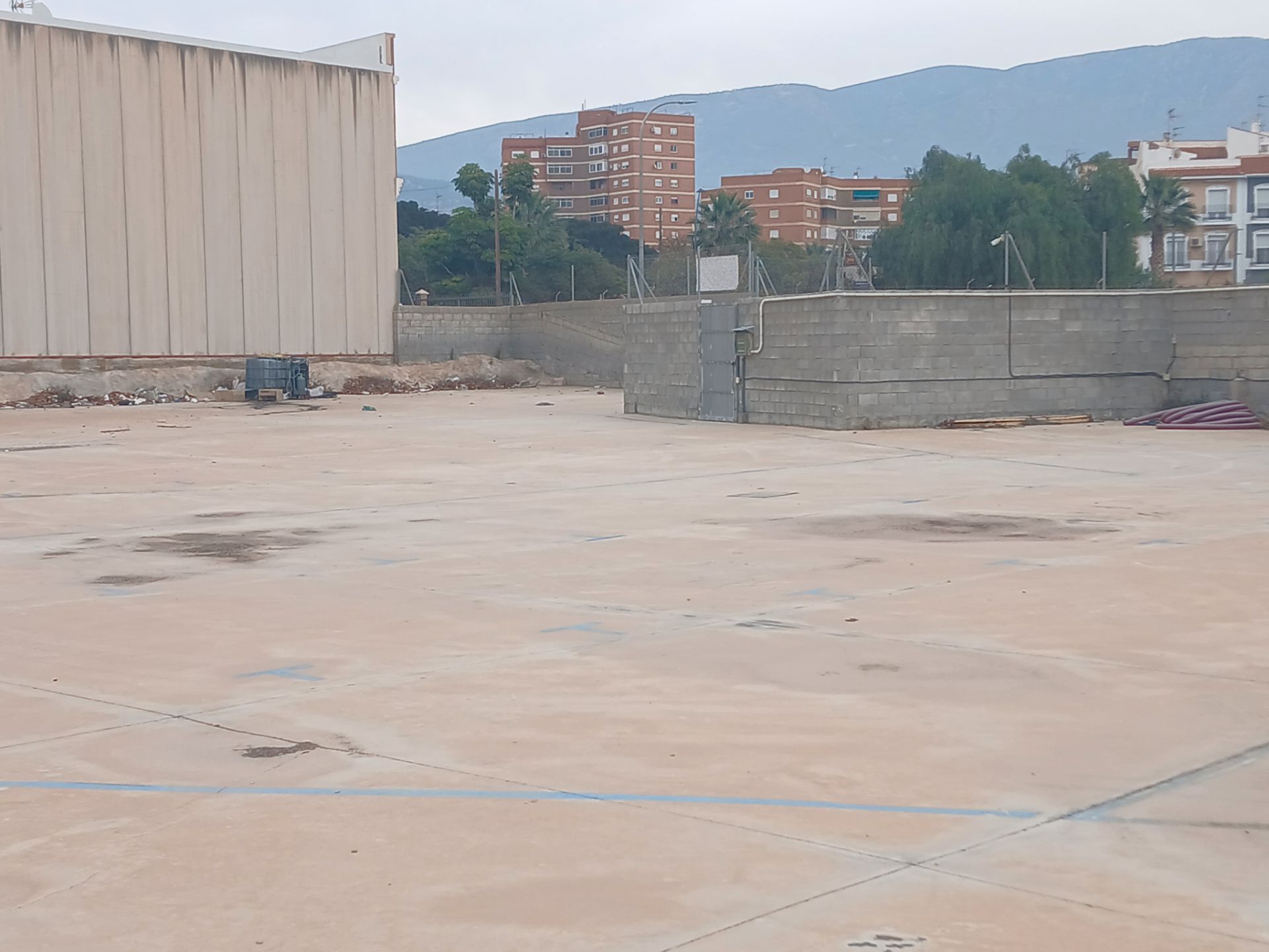 Aparcament de Terreny industrial en venda en Motril