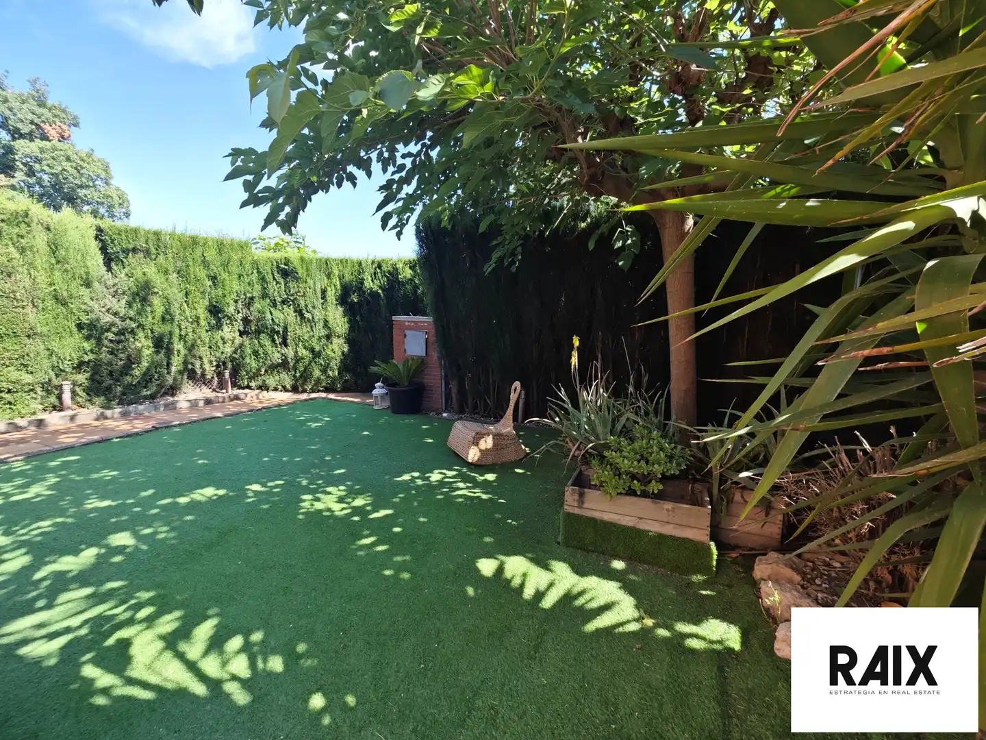 Casa adosada en venta en Carrer Garbi, Viladecavalls