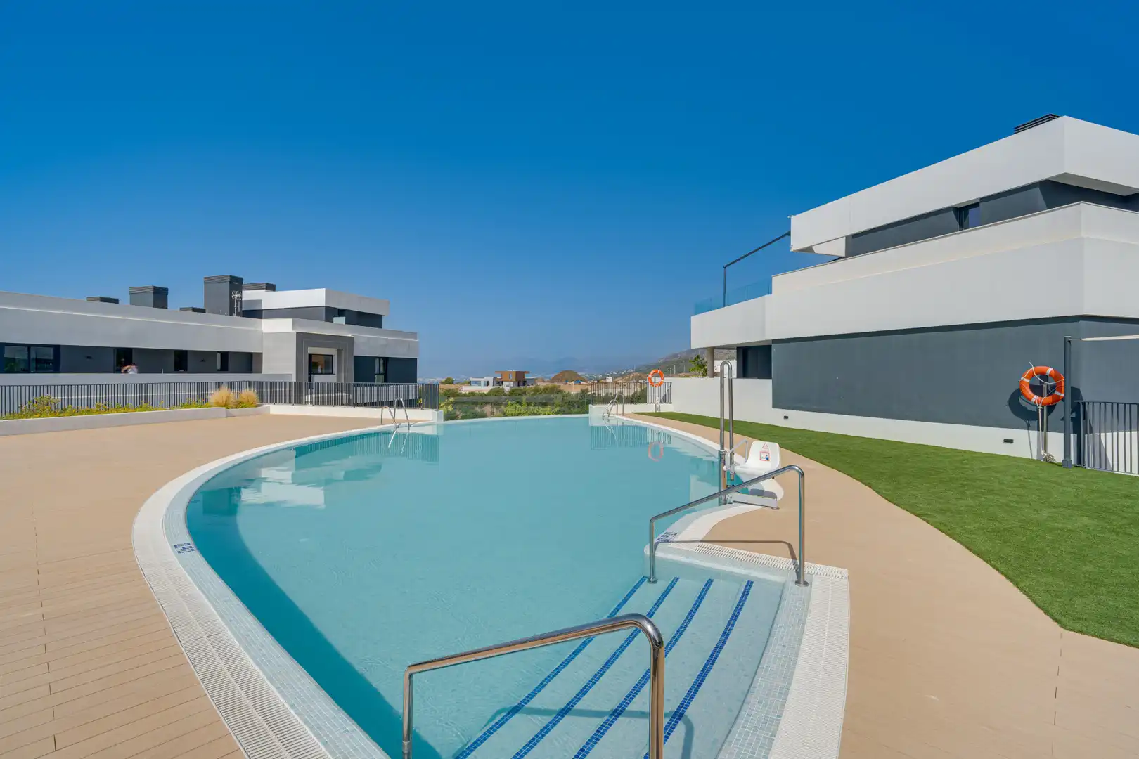 Apartament amb piscina en venda a Río Real - Los Monteros