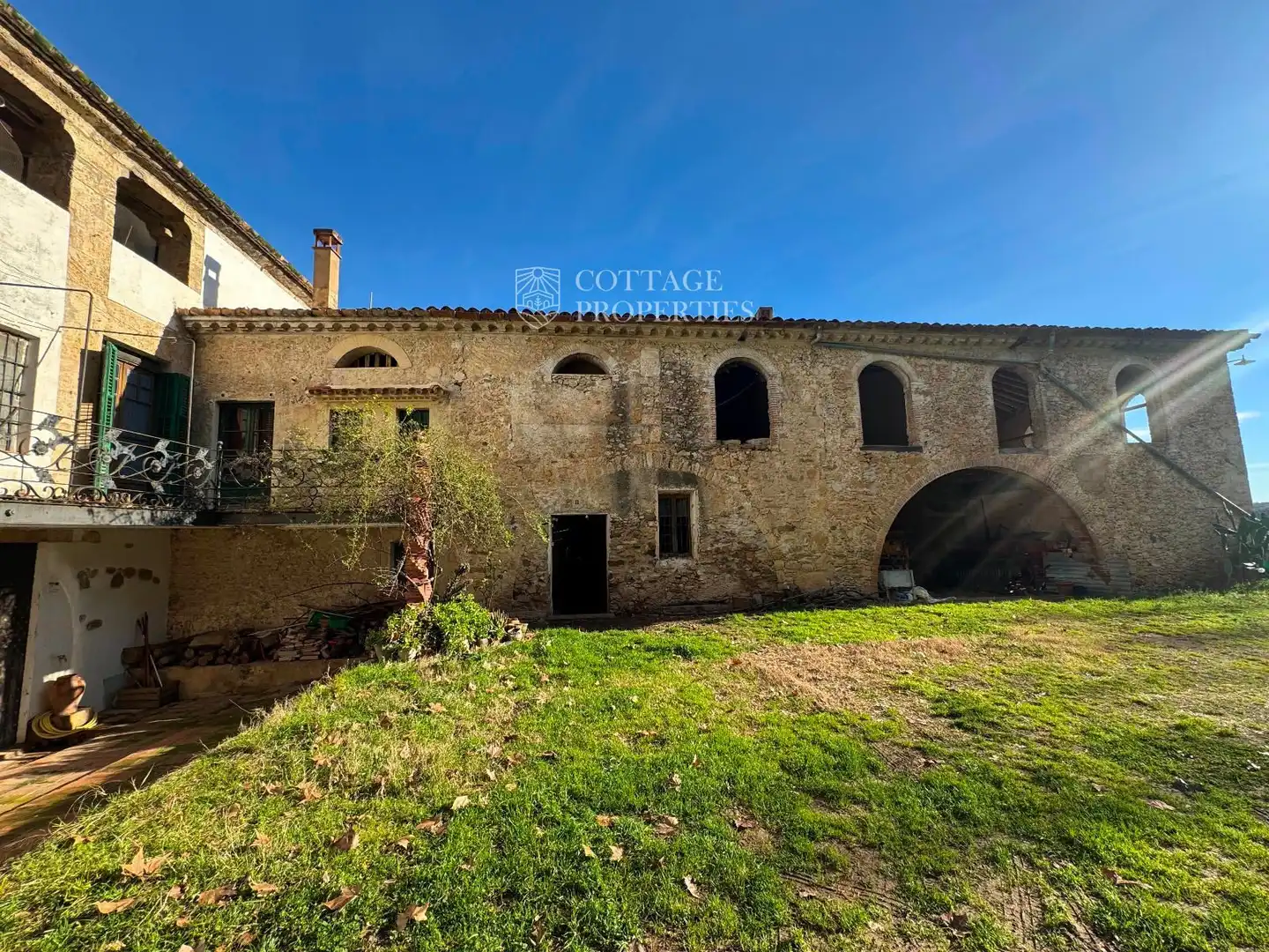 Vista exterior de Finca rústica en venda en Sant Ferriol amb Terrassa
