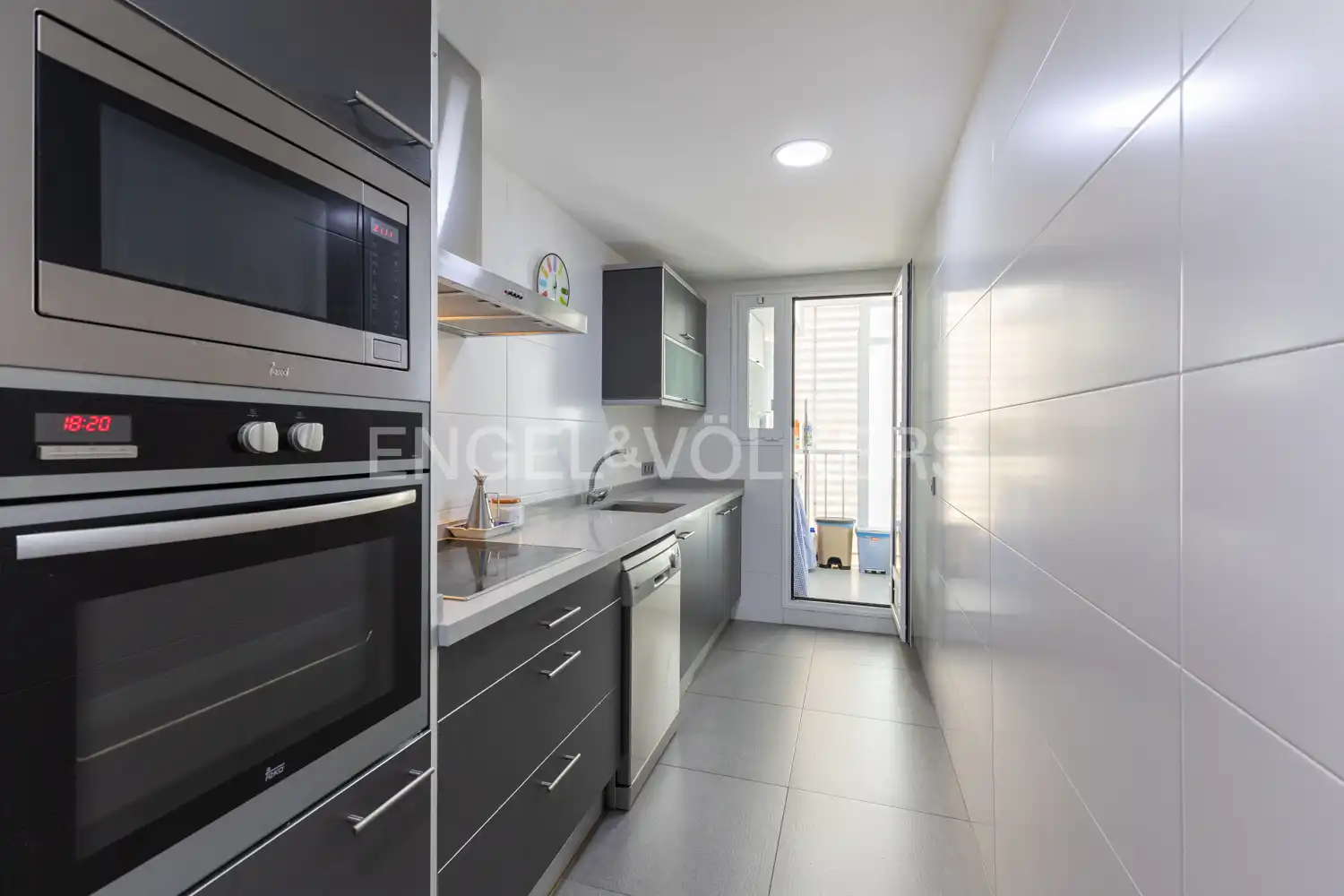 Cocina de Piso de alquiler en El Puig de Santa Maria con Aire acondicionado, Calefacción y Terraza