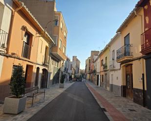 Vista exterior de Casa o xalet en venda en Castellón de la Plana / Castelló de la Plana amb Terrassa, Traster i Balcó