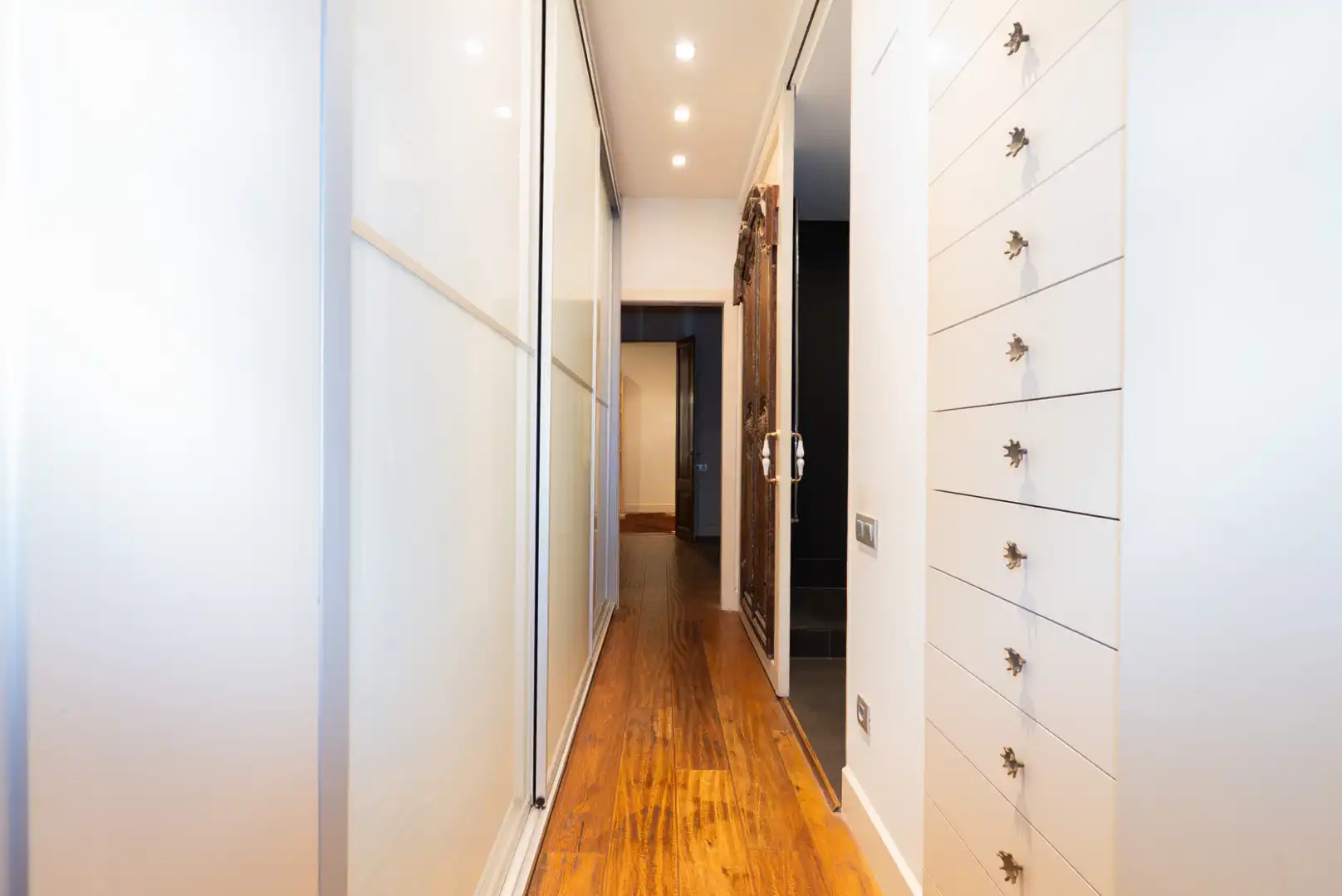Flat for sale in Barcelona  with Air Conditioner, Heating and Parquet flooring