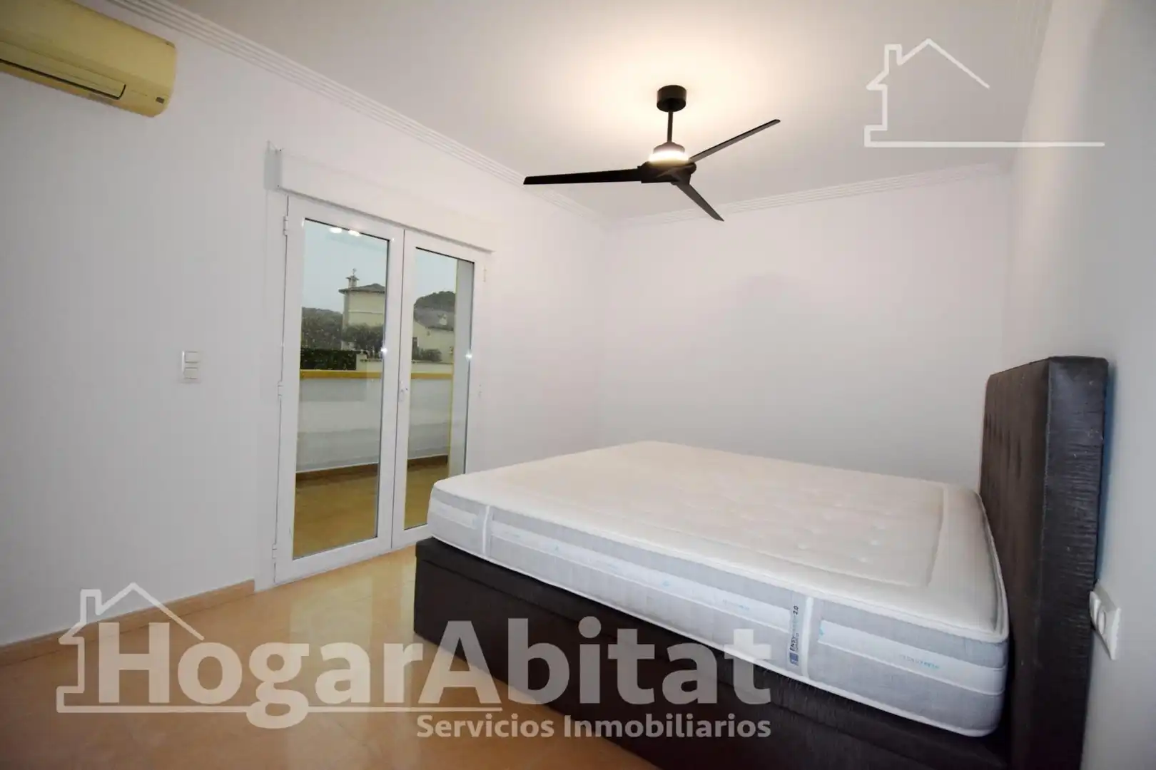 Habitación de Casa o chalet en venta en Beniarbeig con Aire acondicionado, Jardín privado y Terraza