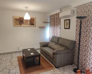 Living room of Flat to rent in  Sevilla Capital  with Terrace and Balcony