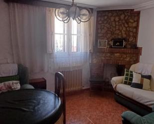 Sala d'estar de Casa o xalet en venda en Villalba de la Sierra