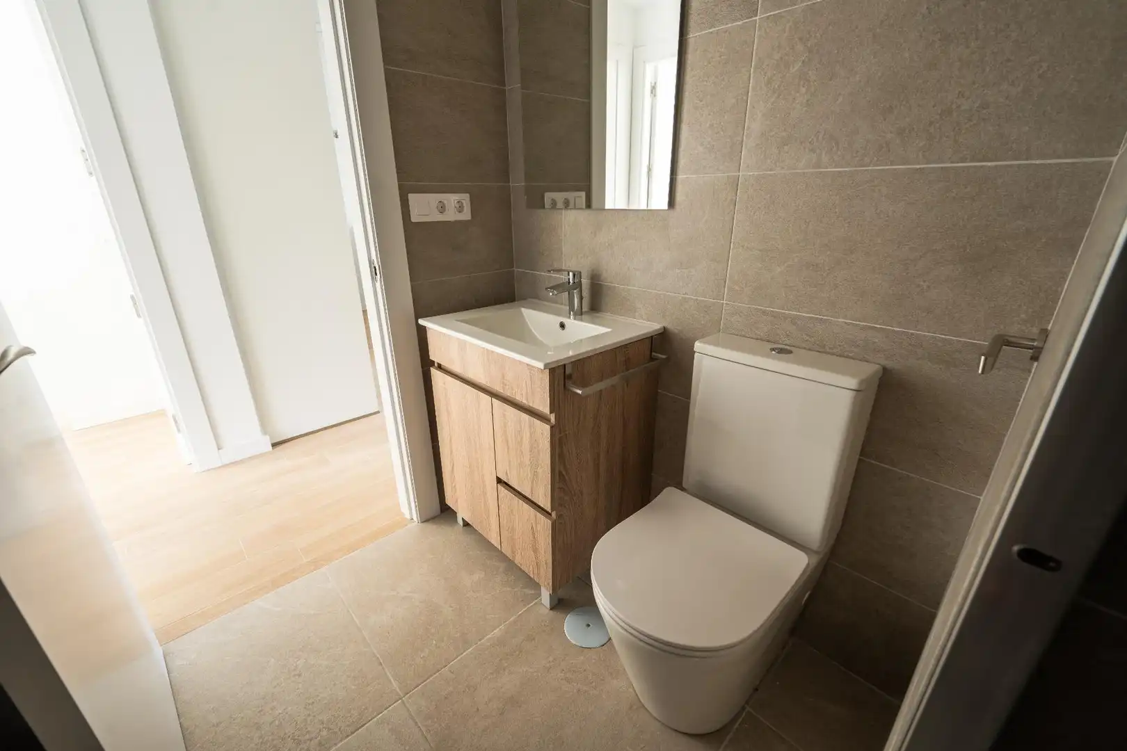 Baño de Apartamento en venta en Albacete con Calefacción, Jardín privado y Trastero
