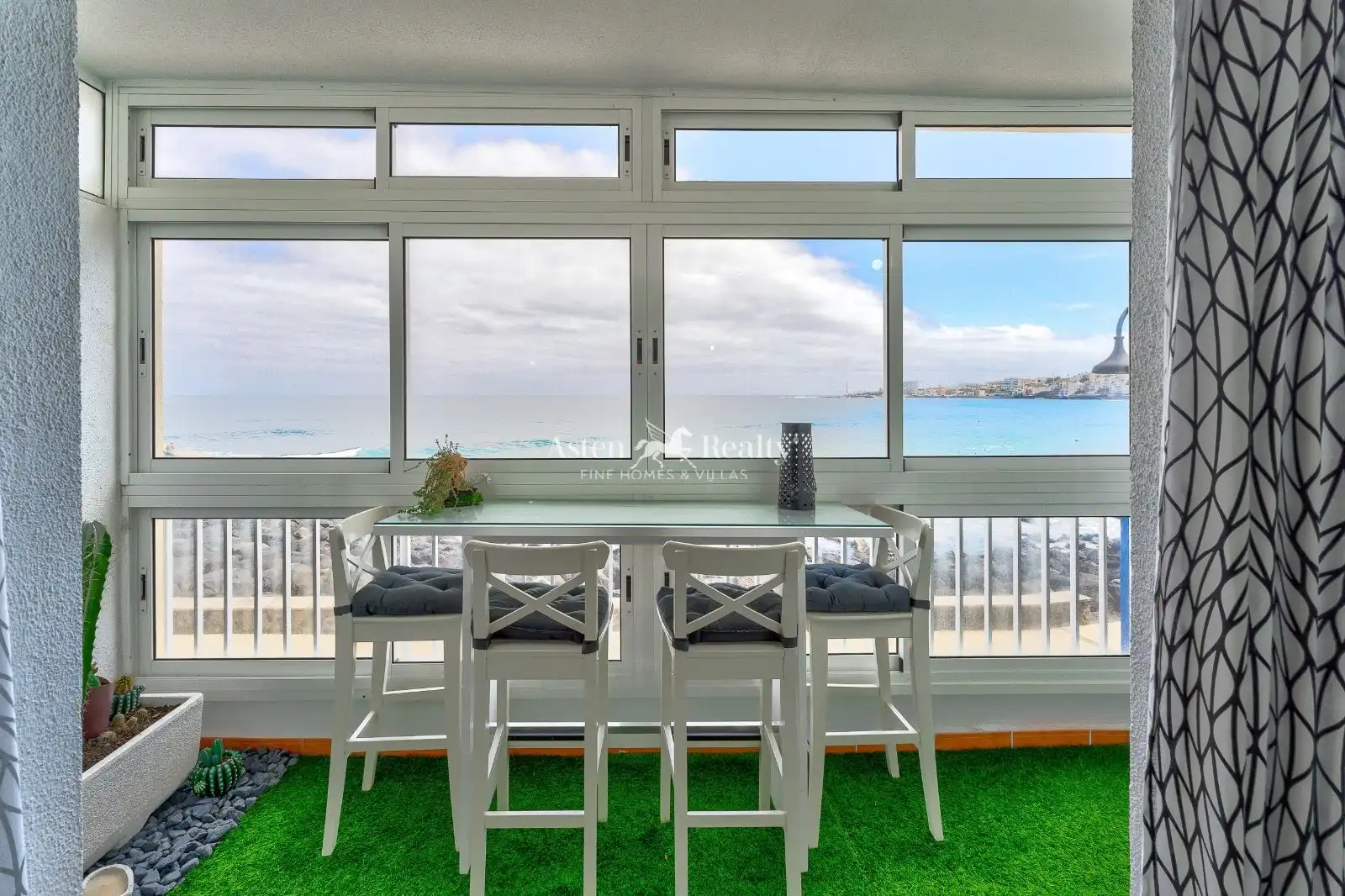 Apartments for sale in San Cristóbal de la Laguna  with Terrace, Swimming Pool and Furnished