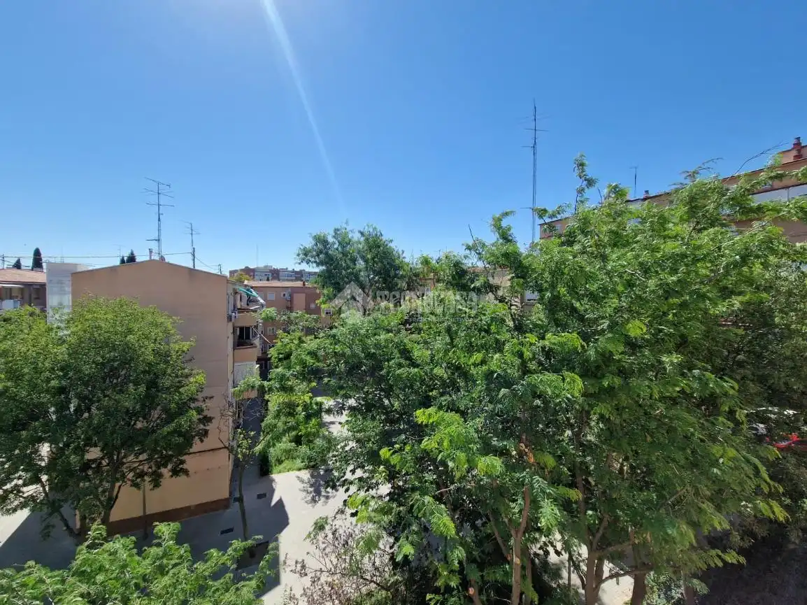 Exterior view of Flat for sale in Madrid  with Air Conditioner and Terrace