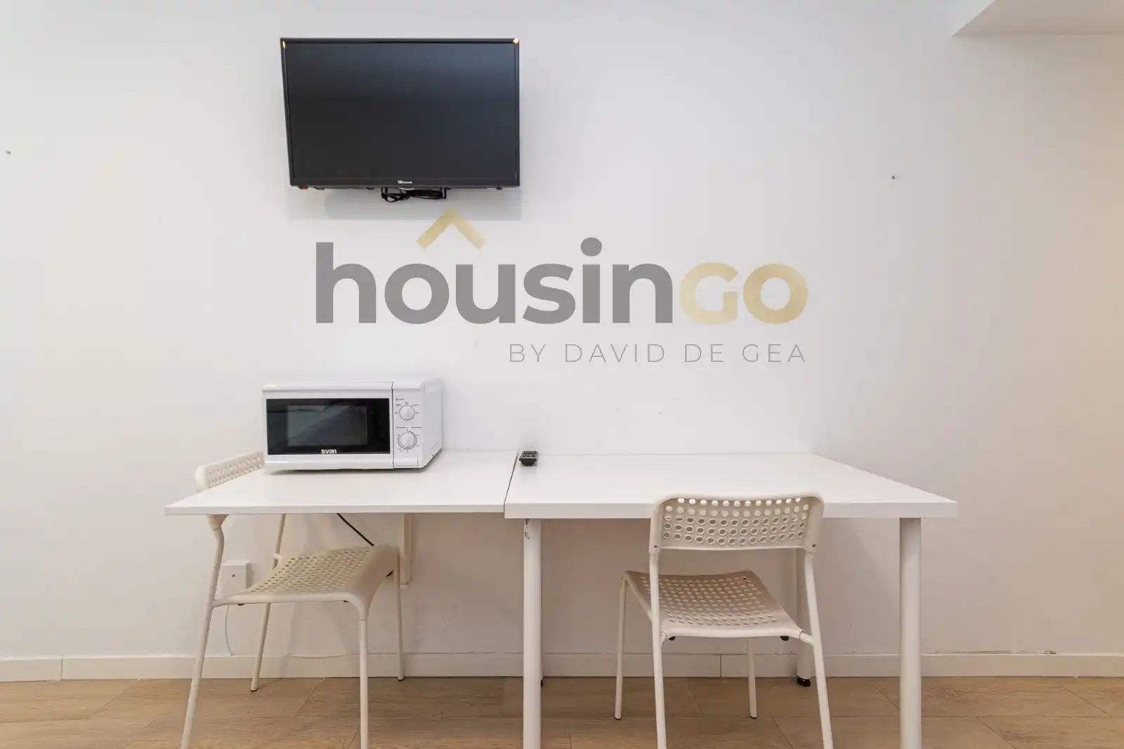 Study for rent in Madrid  with Air Conditioner, Heating and Parquet flooring