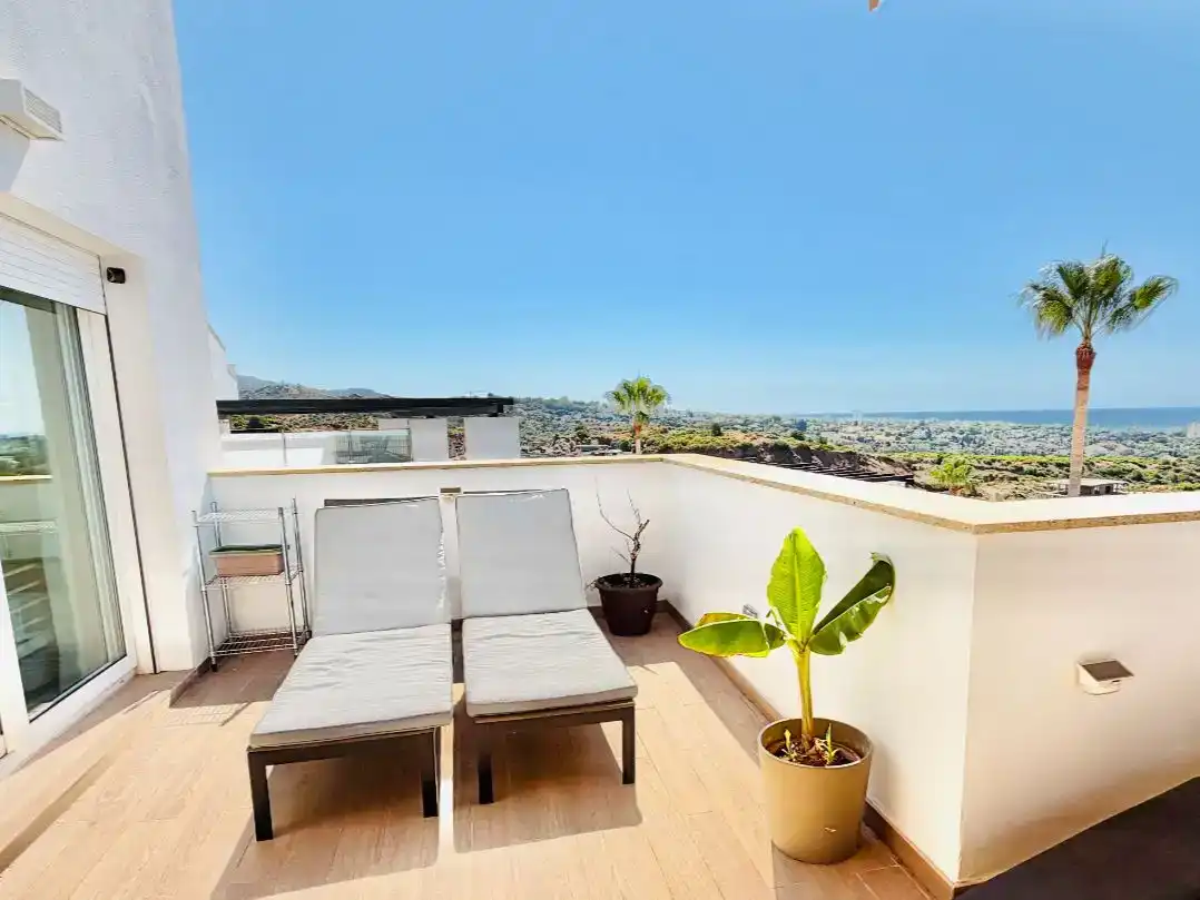 Terraza de Dúplex en venta en Marbella con Aire acondicionado, Terraza y Piscina