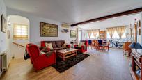 Sala d'estar de Casa o xalet en venda en Alhaurín de la Torre amb Terrassa i Piscina