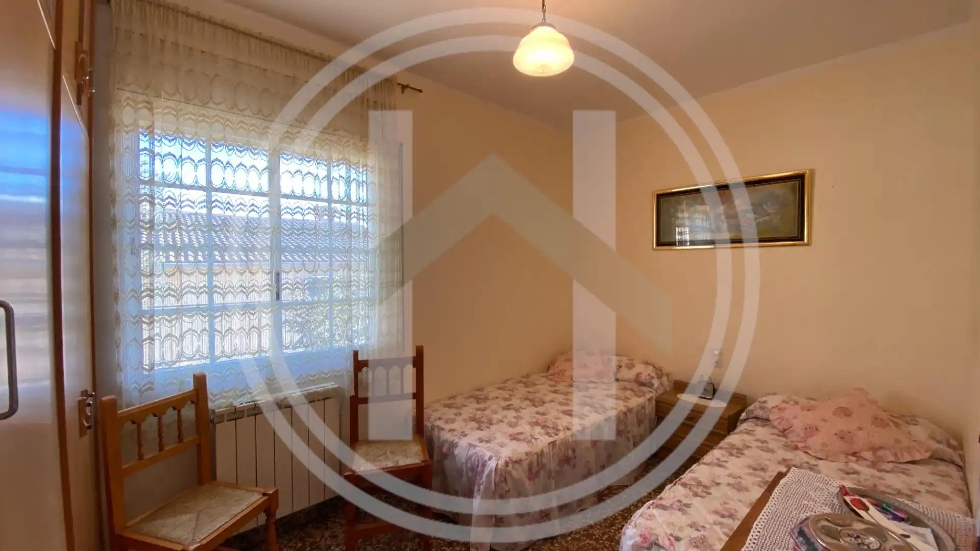 Habitación de Casa o chalet en venta en Sant Feliu de Codines con Calefacción, Jardín privado y Terraza