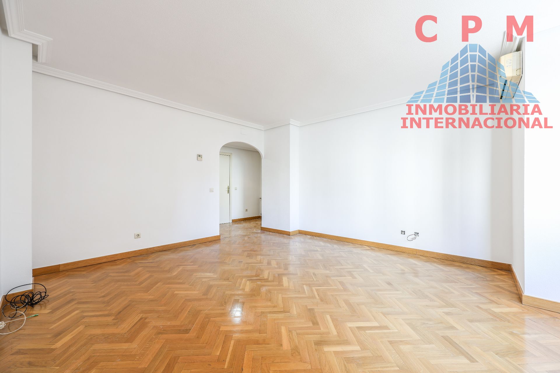 Wohnung zur Miete in  Madrid Capital mit Klimaanlage, Heizung und Parkett