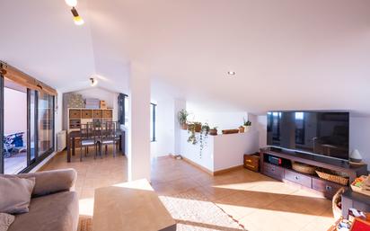 Living room of Duplex for sale in Manlleu  with Heating, Terrace and Balcony