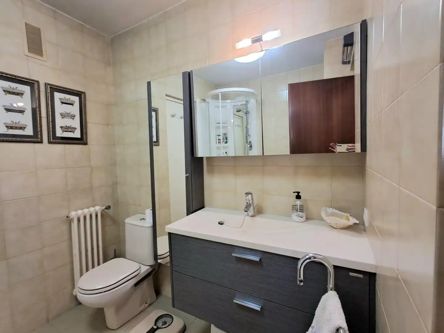Baño de Piso en venta en Madrid con Aire acondicionado, Calefacción y Terraza