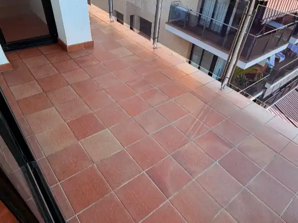 Duplex con giardino in vendita a Avinguda Ntra. Sra. de la Mercè 2, imagen 3
