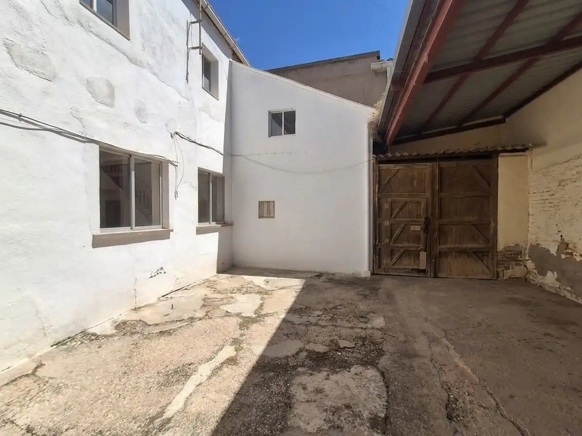 Vista exterior de Casa o xalet en venda en La Roda amb Traster