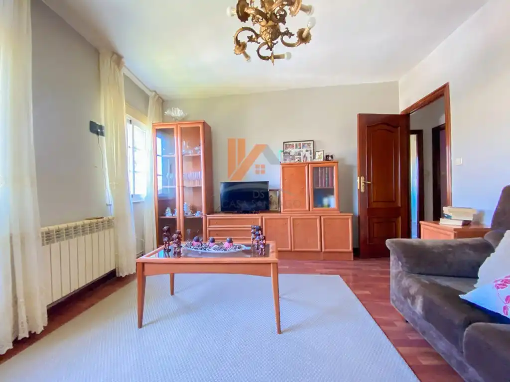 Living room of Houses for sale in Santiago de Compostela   with Private garden, Oven and Internet