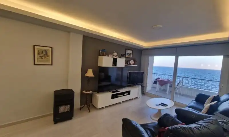 Apartamento con terraza en venta en Calle Navegantes, imagen 3