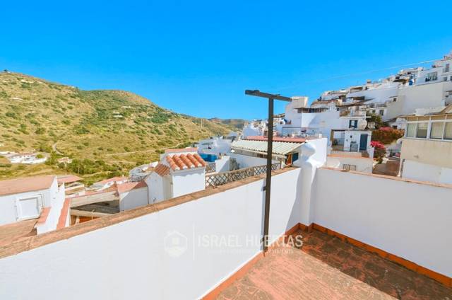 Casa adosada en Venta en Torrox Pueblo