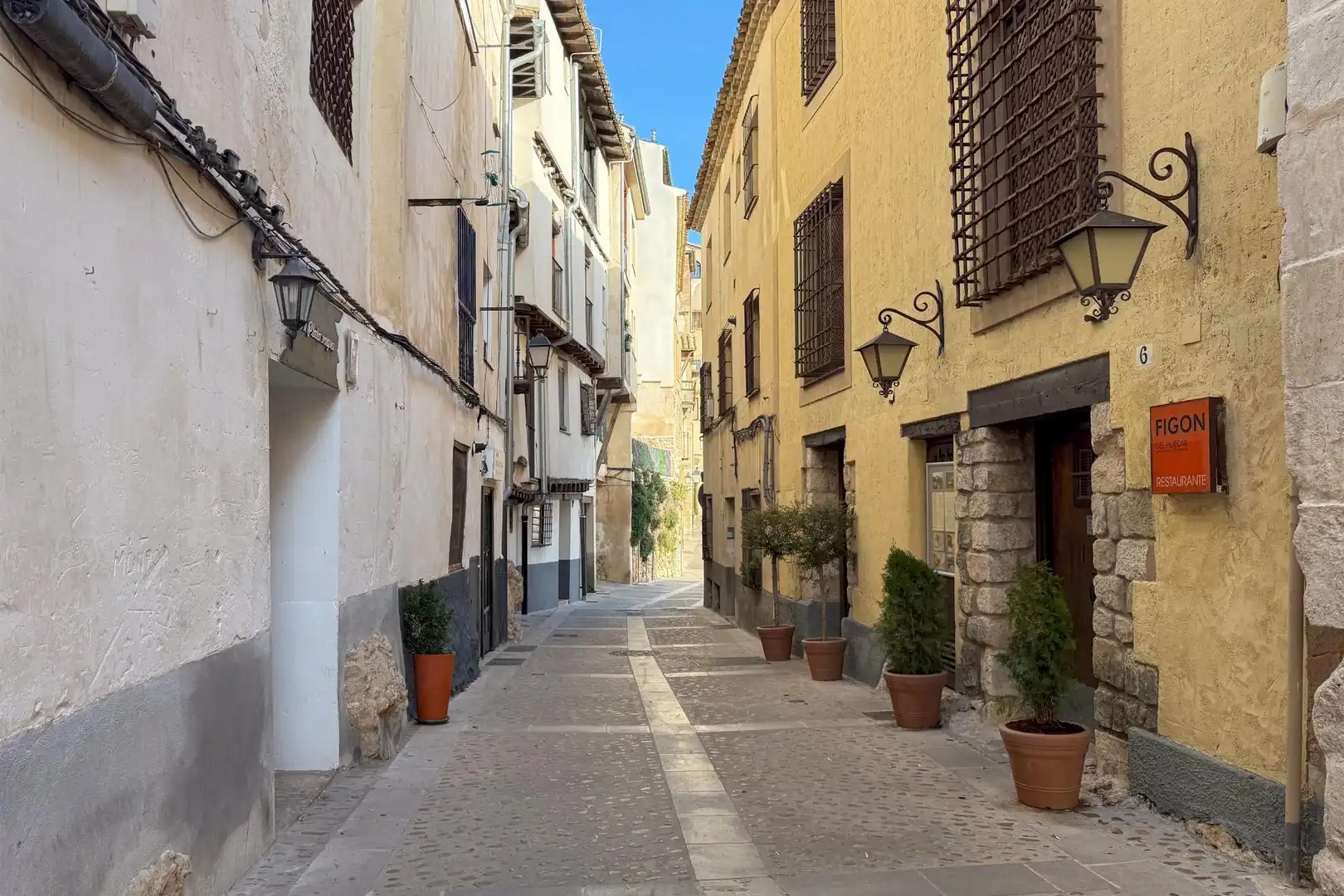 Exterior view of Apartments for sale in Cuenca Capital  with Heating, Storage room and Furnished