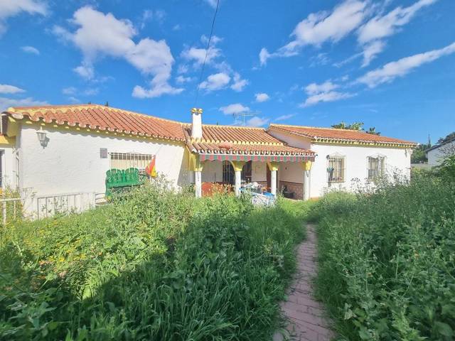 Casa-chalet en Venta en Canal en Cortijo de Maza - Finca Monsalvez - El Olivar