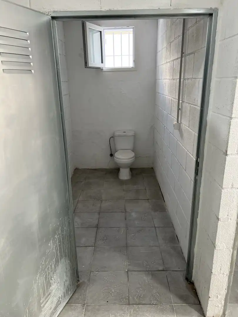 Badezimmer von Lagerraum zur Miete in Jerez de la Frontera