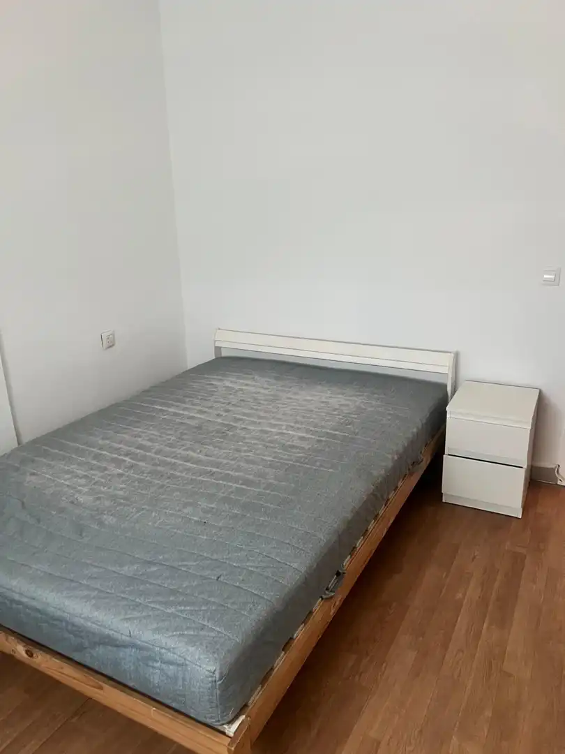Habitación de Piso de alquiler en Ronda con Amueblado
